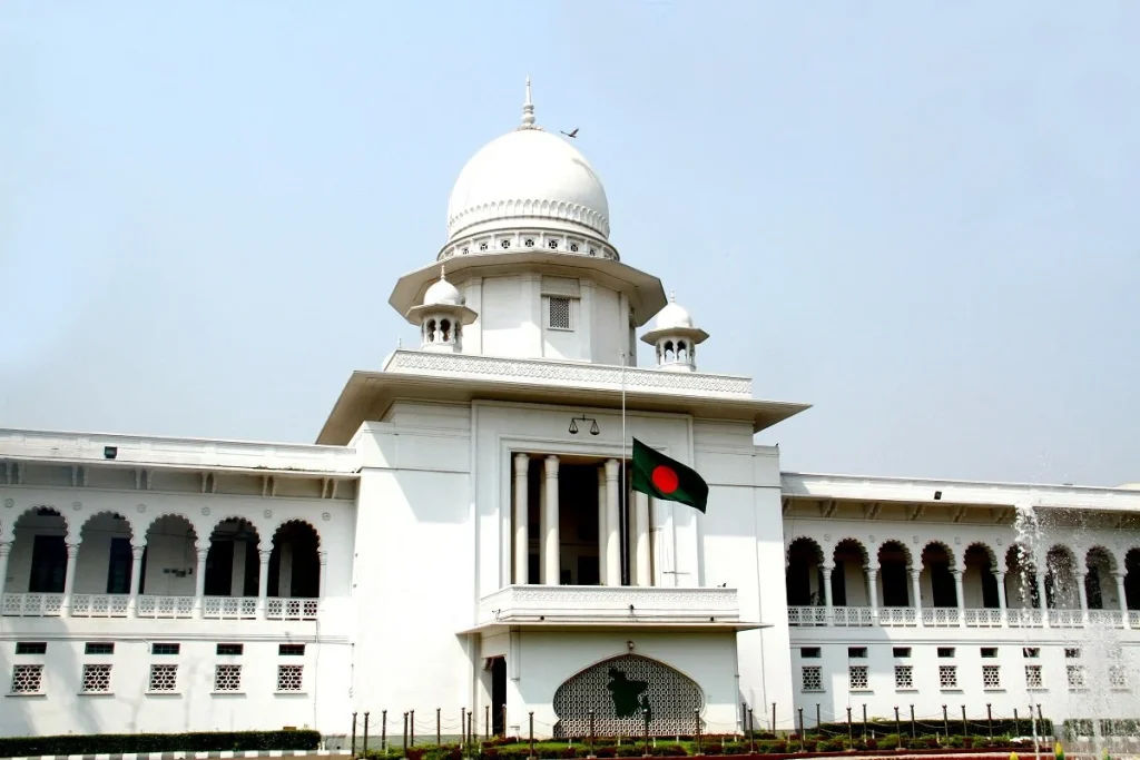 আওয়ামীপন্থি ৬১ জন আইনজীবীর জামিন