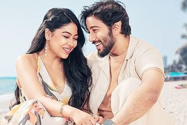 প্রথমবার জুটি বেঁধে প্রীতম-জেফারের ‘তুমি আমি শুধু’, প্রশংসায় ভাসছেন তারা