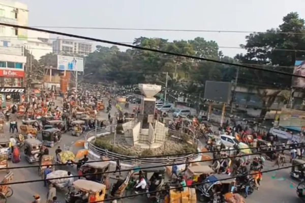 প্রধানমন্ত্রী হিসেবে প্রথম বগুড়া সফরে তারেক রহমান, উৎসবমুখর পরিবেশ