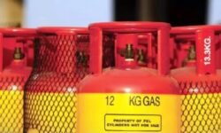 জ্বালানি তেলের পর এলপিজির দাম বাড়ল, এক মাসে বাড়ল ৫৯৯ টাকা