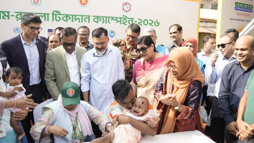 হামের প্রকোপ বেড়ে যাওয়ায় সোমবার থেকে দেশব্যাপী জরুরি টিকাদান শুরু
